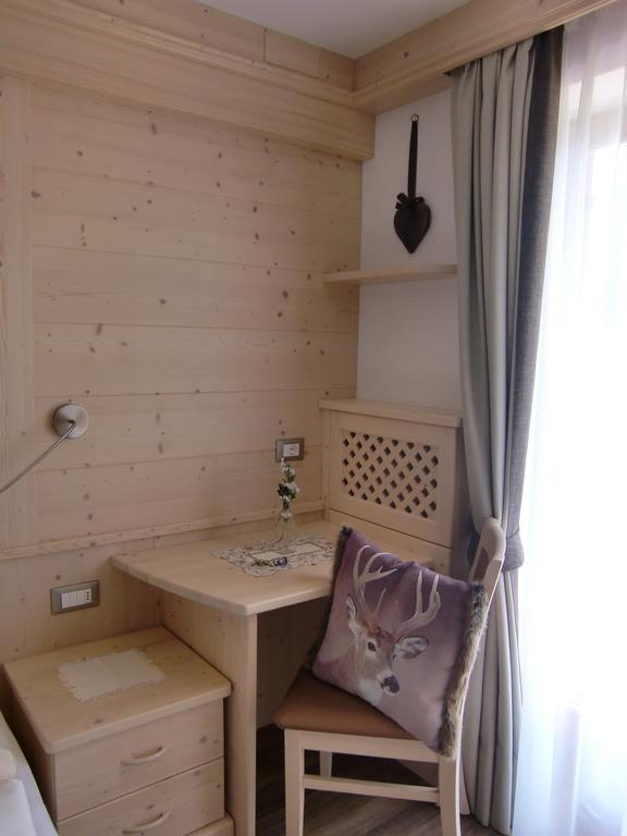 Hotel Val Wolkenstein in Gröden Zimmer foto